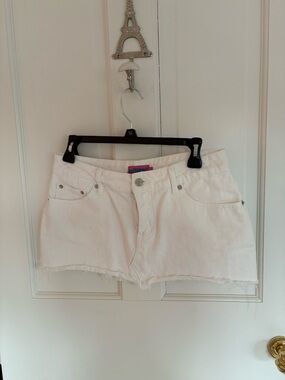 Edikted White Cotton Mini Skirt - Raw Hem